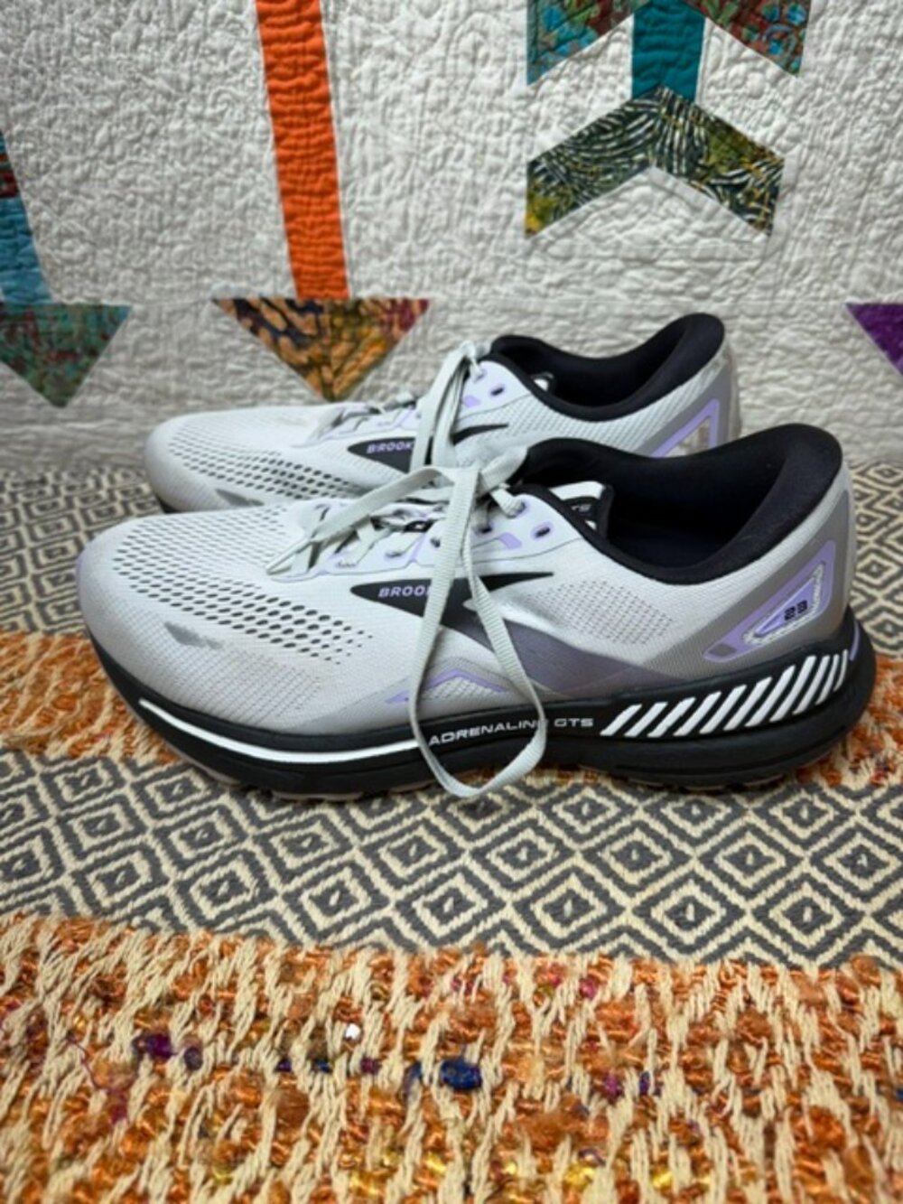 Brooks Adrenaline GTS 23 Woman's Size 11 2EE WIDE